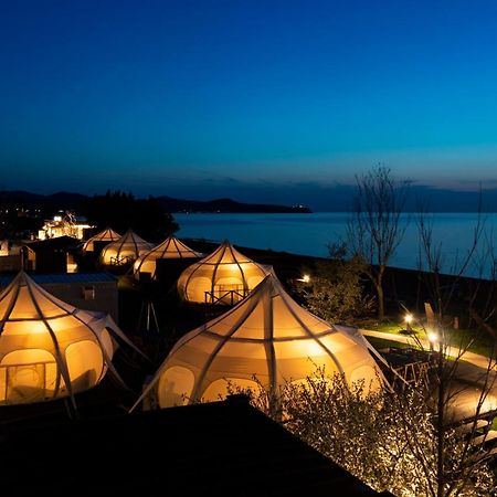 Готель Picnic　Garden Awaji Екстер'єр фото